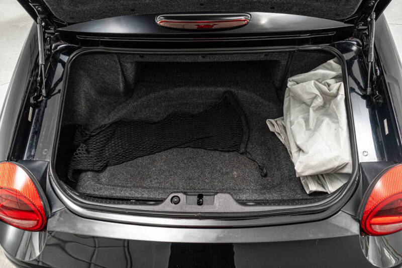 2003 Ford Thunderbird