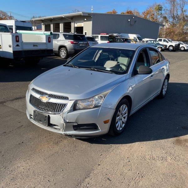 2011 Chevrolet Cruze for sale at Green Light Auto in Bridgeton, NJ