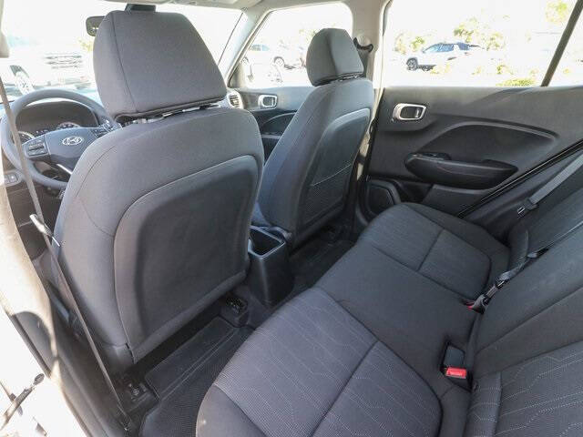 2021 Hyundai Venue SE