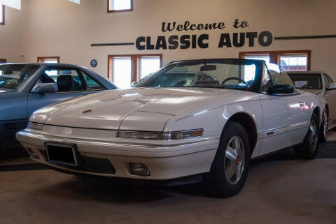 1990 Buick Reatta for sale at Gary Miller's Classic Auto in El Paso IL