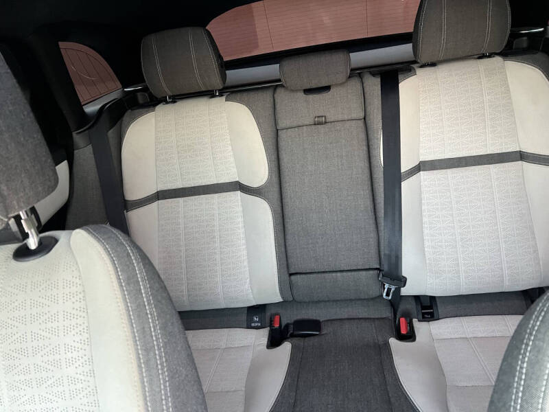 2018 Land Rover Range Rover Velar P380 R-Dynamic SE