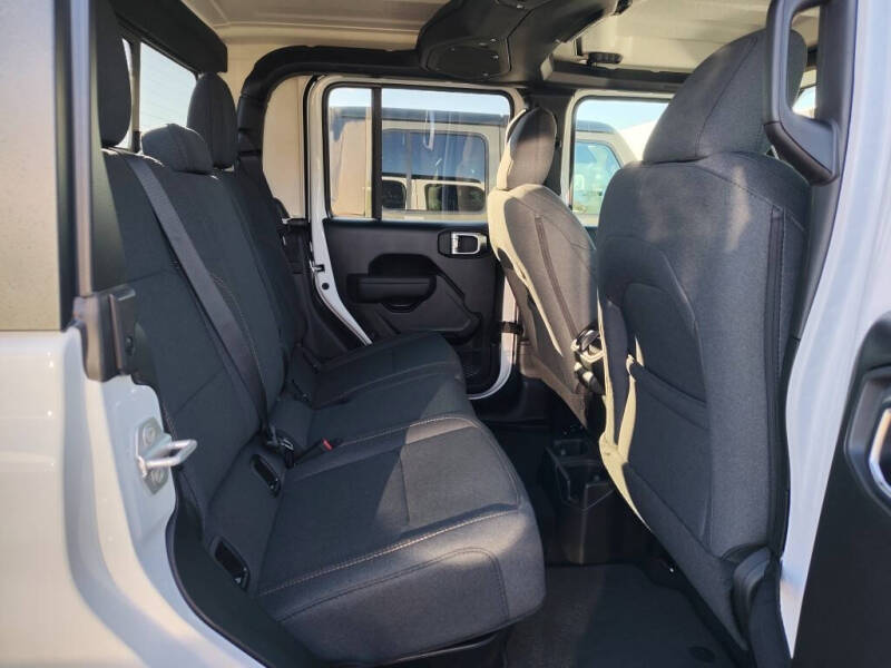 2026 Jeep Gladiator Sport S