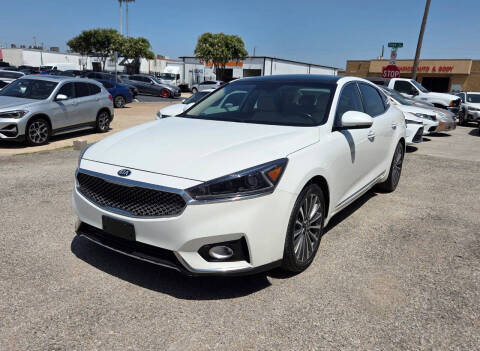 2017 Kia Cadenza Premium