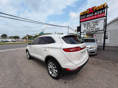 2017 Lincoln MKC Select