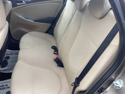 2014 Hyundai Accent GLS