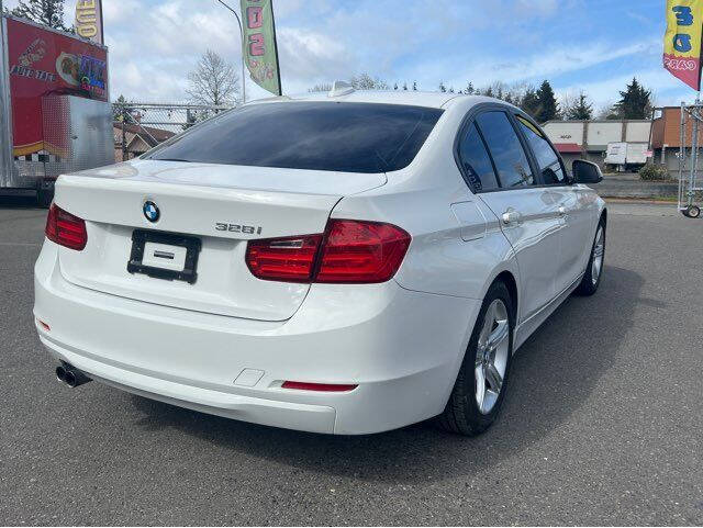 2013 BMW 3 Series 328i