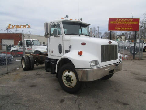 2005 Peterbilt 330