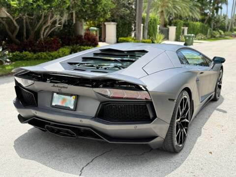 2013 Lamborghini Aventador LP 700-4