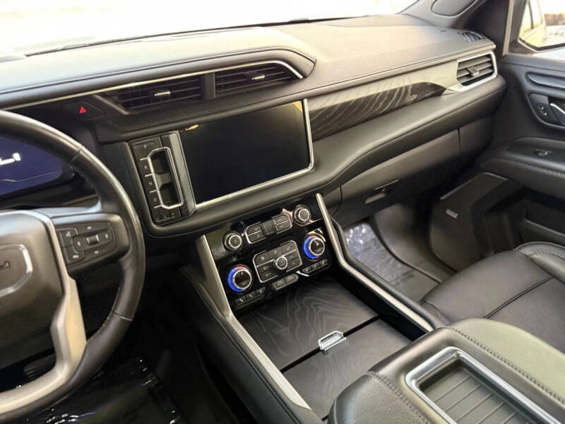 2022 GMC Yukon Denali