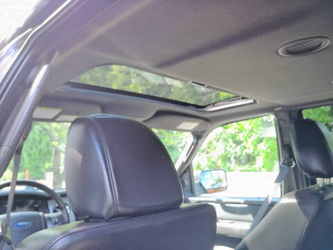 2011 Ford Expedition XLT