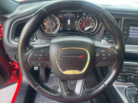 2015 Dodge Challenger SXT