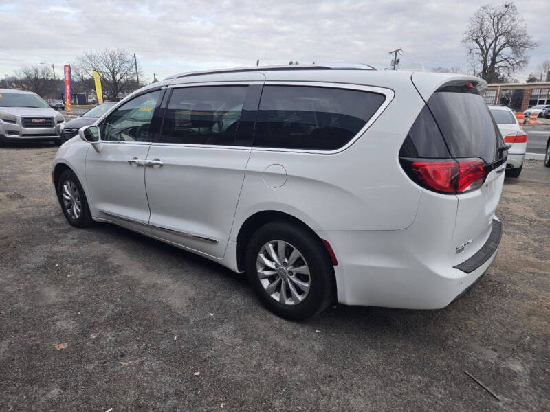 2019 Chrysler Pacifica Touring L