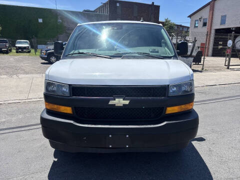 2019 Chevrolet Express 2500