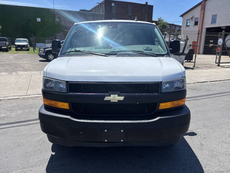 2019 Chevrolet Express 2500