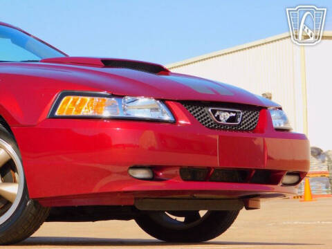 2004 Ford Mustang GT Deluxe
