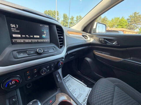 2017 GMC Acadia SLE-2