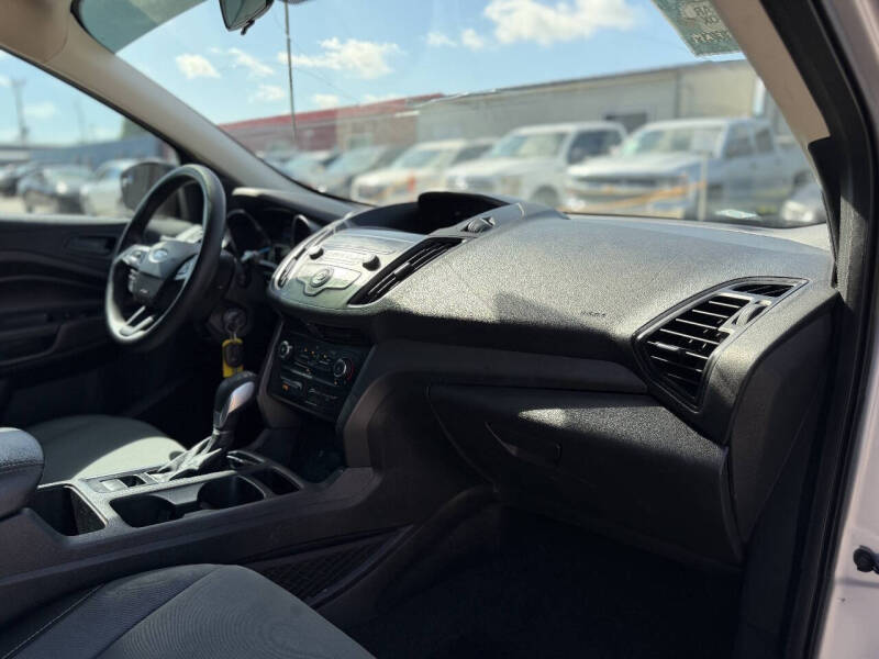 2019 Ford Escape S
