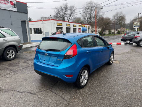 2015 Ford Fiesta SE