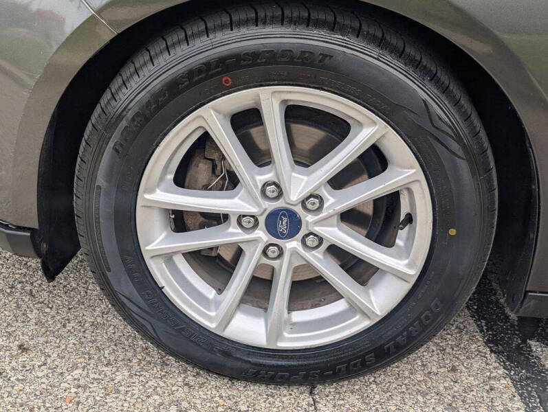 2017 Ford Focus SE