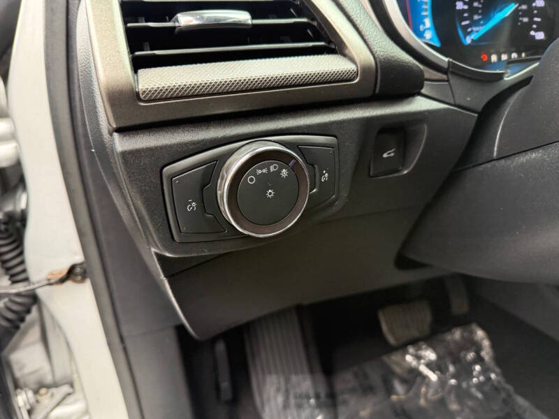 2019 Ford Fusion Hybrid SE