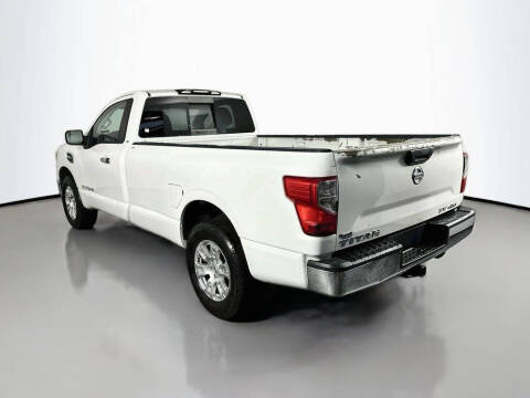 2017 Nissan Titan SV