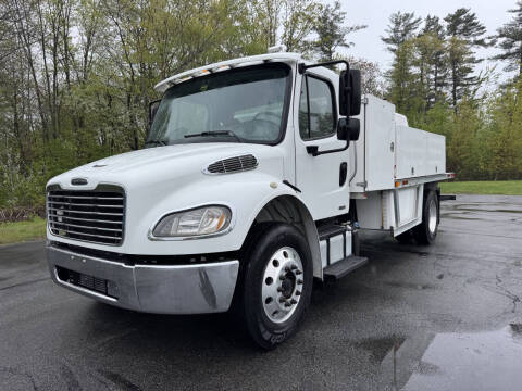 2011 Freightliner M2 106