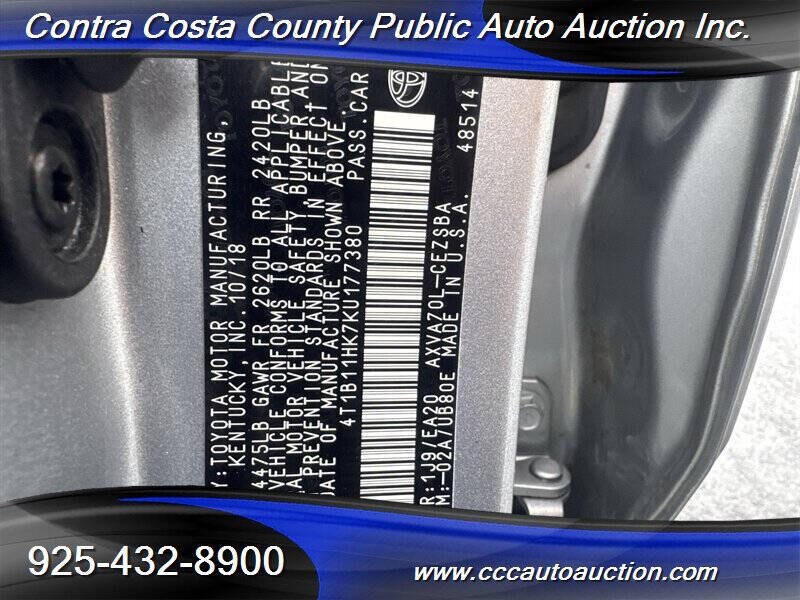 2019 Toyota Camry SE