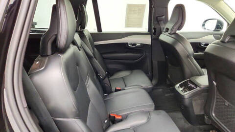 2024 Volvo XC90 B5 Core Bright Theme