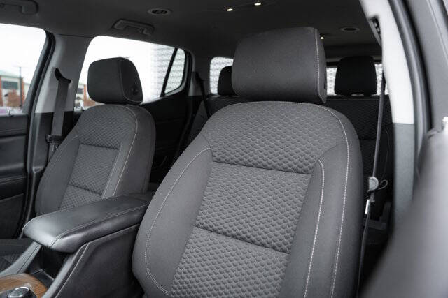 2019 GMC Acadia SLE-2