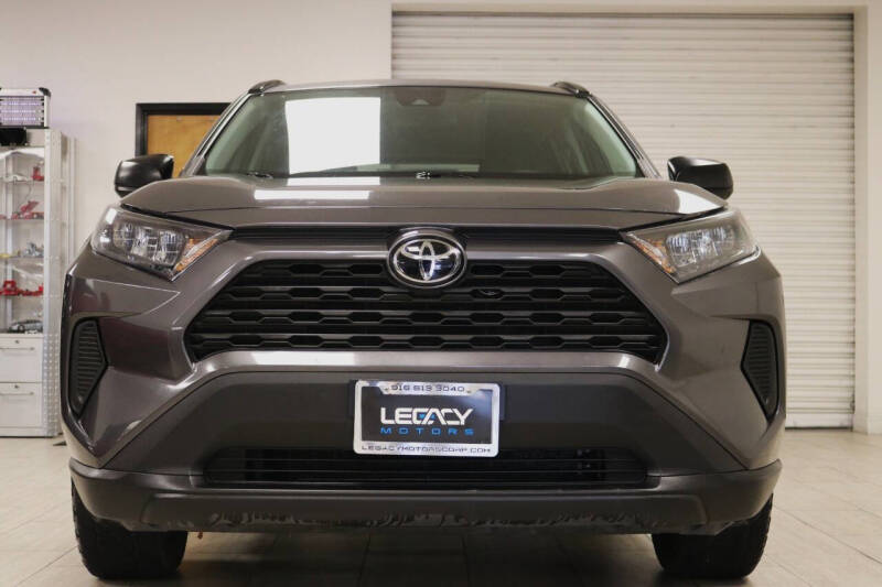 2019 Toyota RAV4 LE
