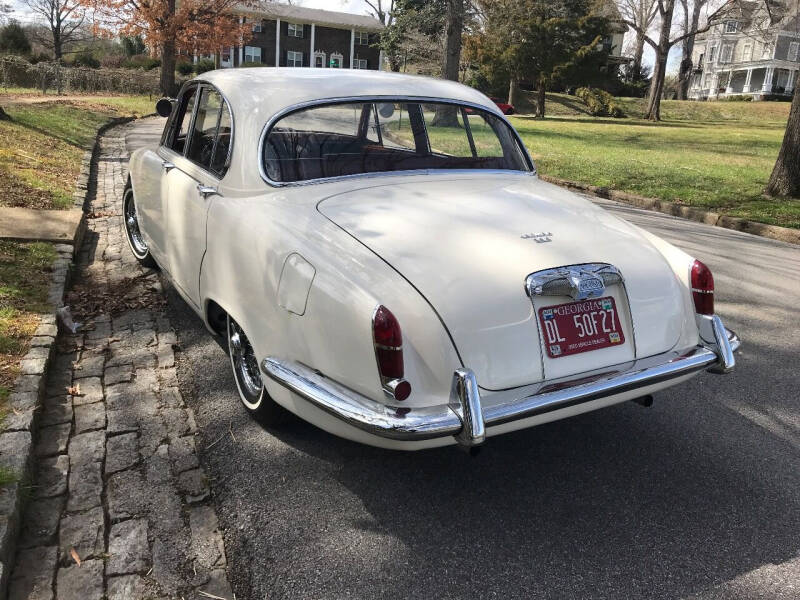1967 Jaguar Mark II  3.8L S type