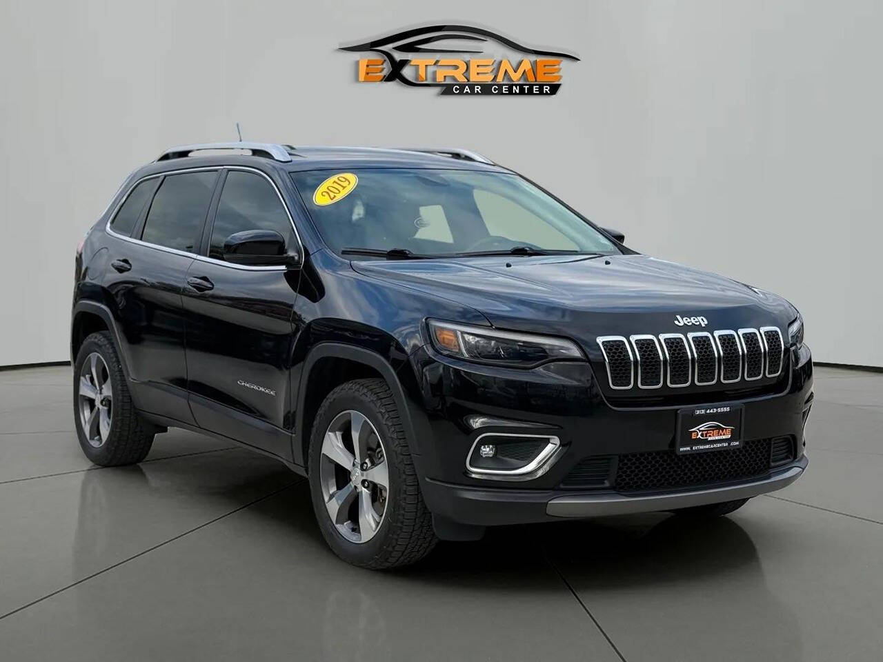 2019 Jeep Cherokee for sale at Extreme Car Center in Detroit, MI