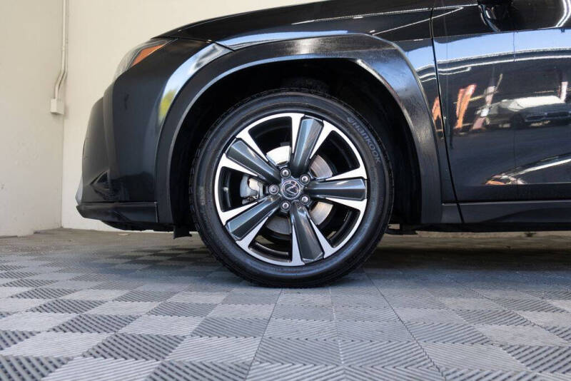 2020 Lexus UX 200
