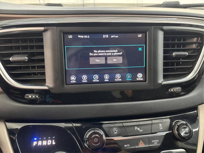 2018 Chrysler Pacifica Touring L