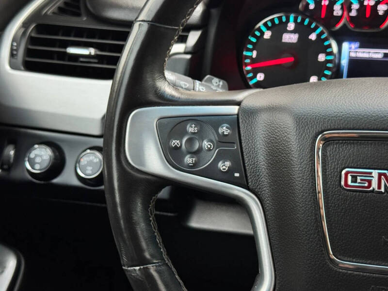 2017 GMC Yukon XL SLT
