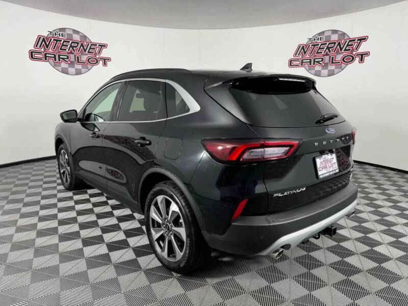 2025 Ford Escape Platinum