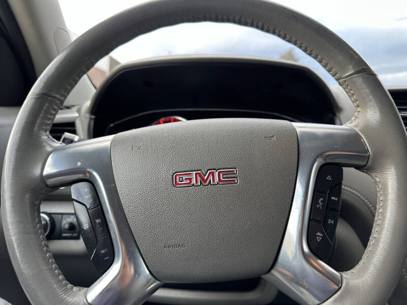 2015 GMC Acadia SLE-2