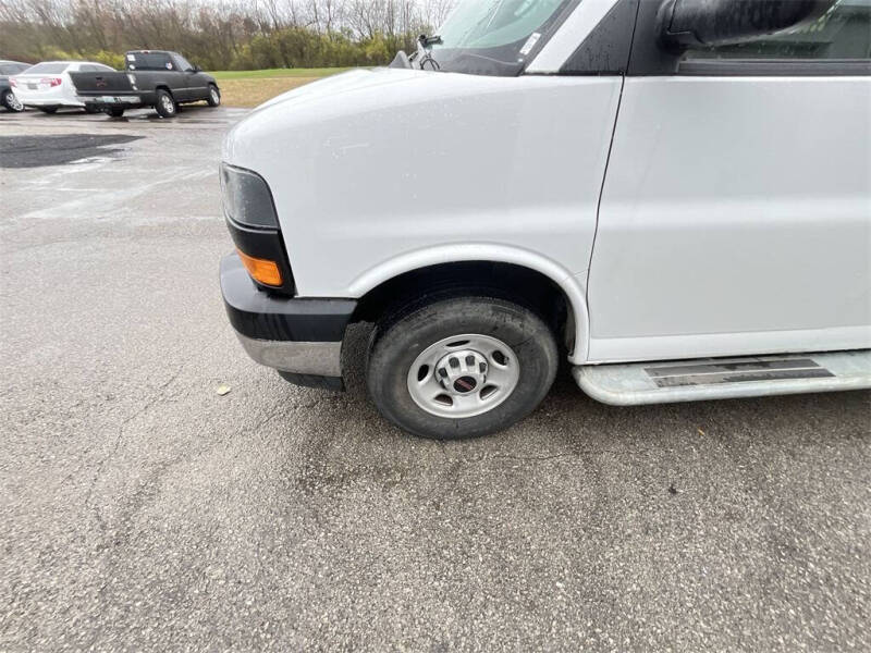 2024 GMC Savana 2500