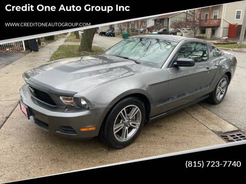 2011 Ford Mustang for sale at Credit One Auto Group inc in Joliet IL