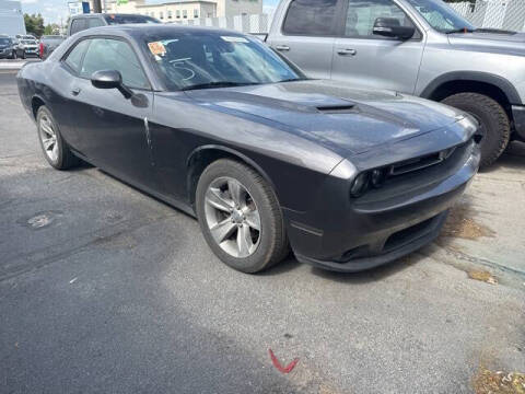 2017 Dodge Challenger SXT