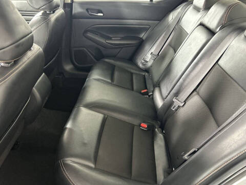 2021 Nissan Altima 2.5 SR