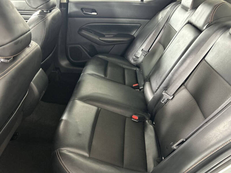 2021 Nissan Altima 2.5 SR