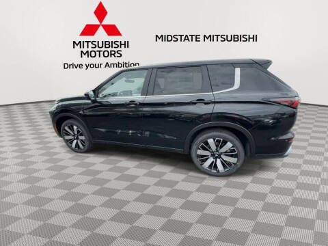 2025 Mitsubishi Outlander SE