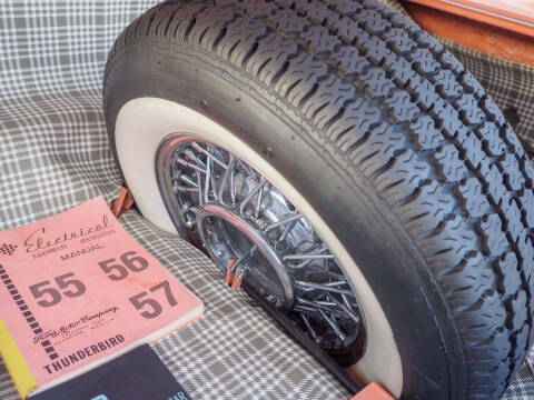 1957 Ford Thunderbird