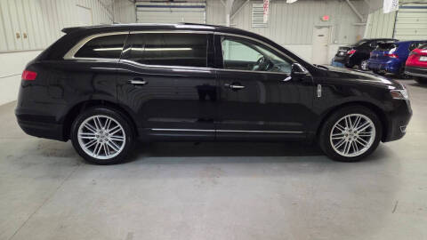 2019 Lincoln MKT Reserve