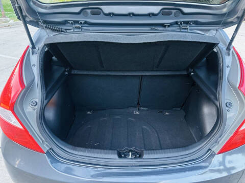 2012 Hyundai Accent GS