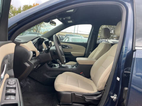 2023 Chevrolet Traverse LS