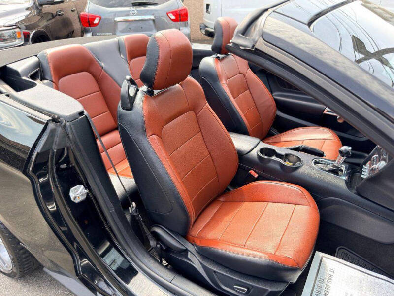 2017 Ford Mustang EcoBoost Premium