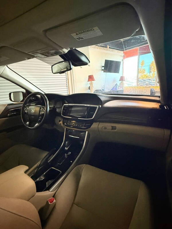 2017 Honda Accord Hybrid EX-L