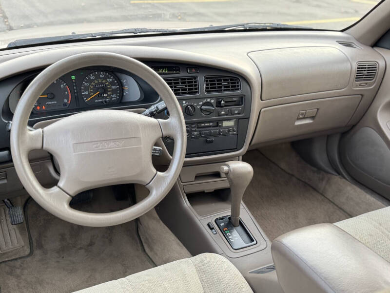 1994 Toyota Camry LE V6